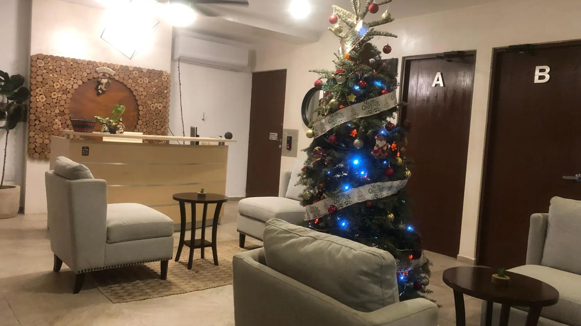 Hotel Suites Reyvaj Merida Mexico
